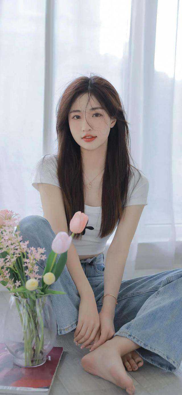 主角叫顾安安的